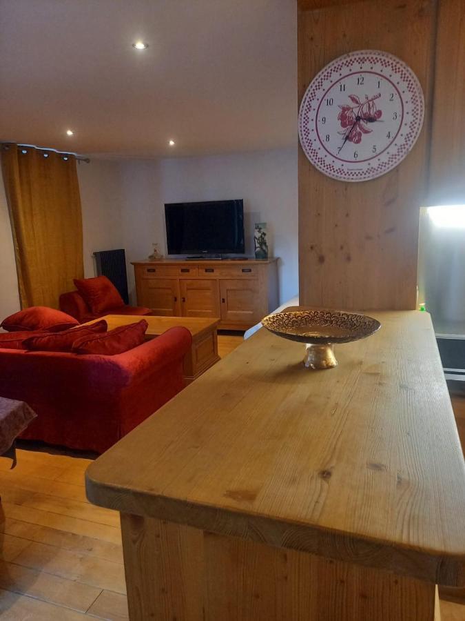 Appartement Centre Du Village Brides Les Bains المظهر الخارجي الصورة